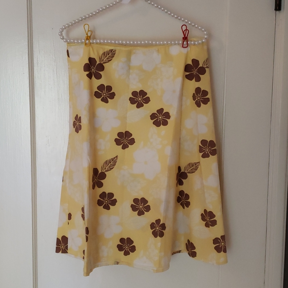 A line skirt
